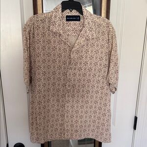 Abercrombie & Fitch Beige Geometric Shirt